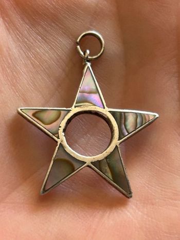 Joli pendentif «étoile » en argent massif avec nacre femme TBE