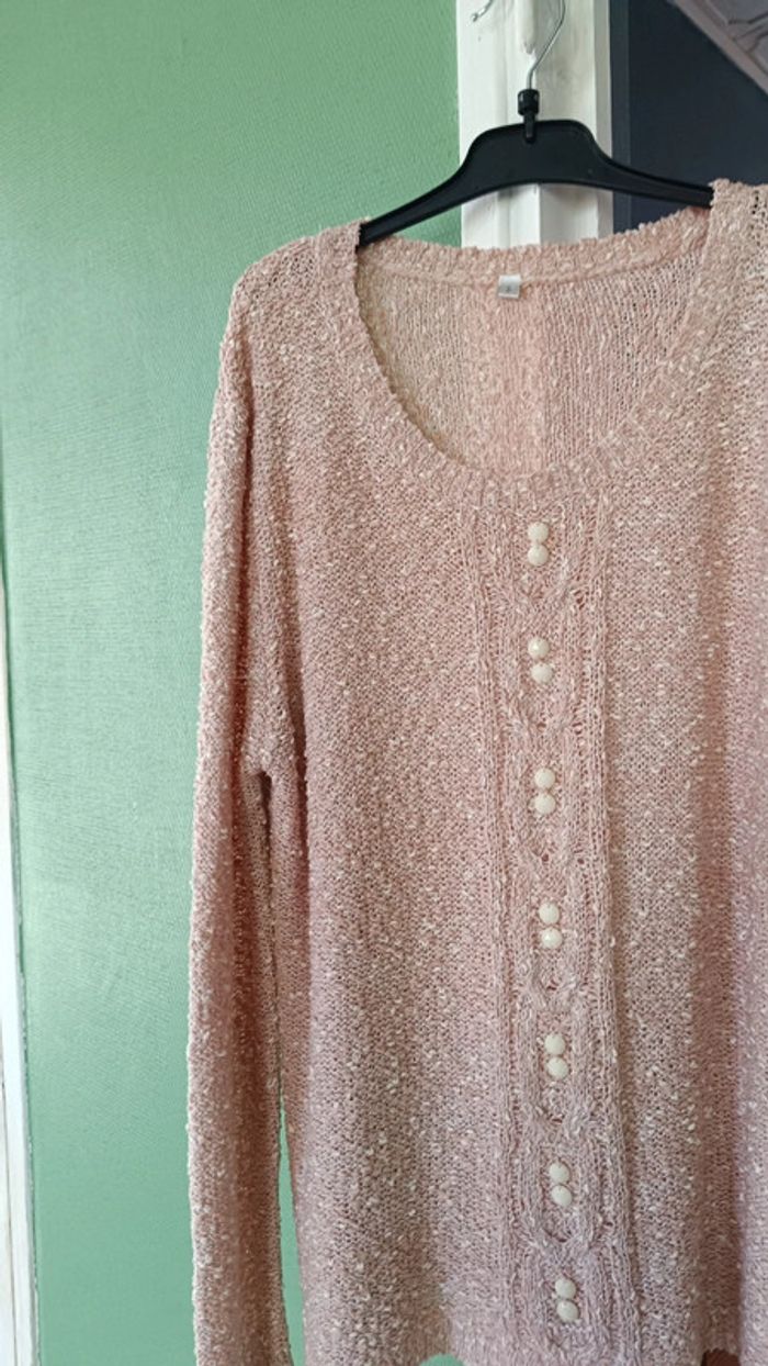 Pull ajouré rose pâle - photo numéro 2
