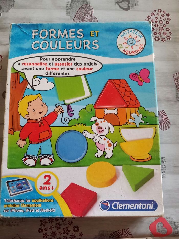 Jeu formes et couleurs clementoni