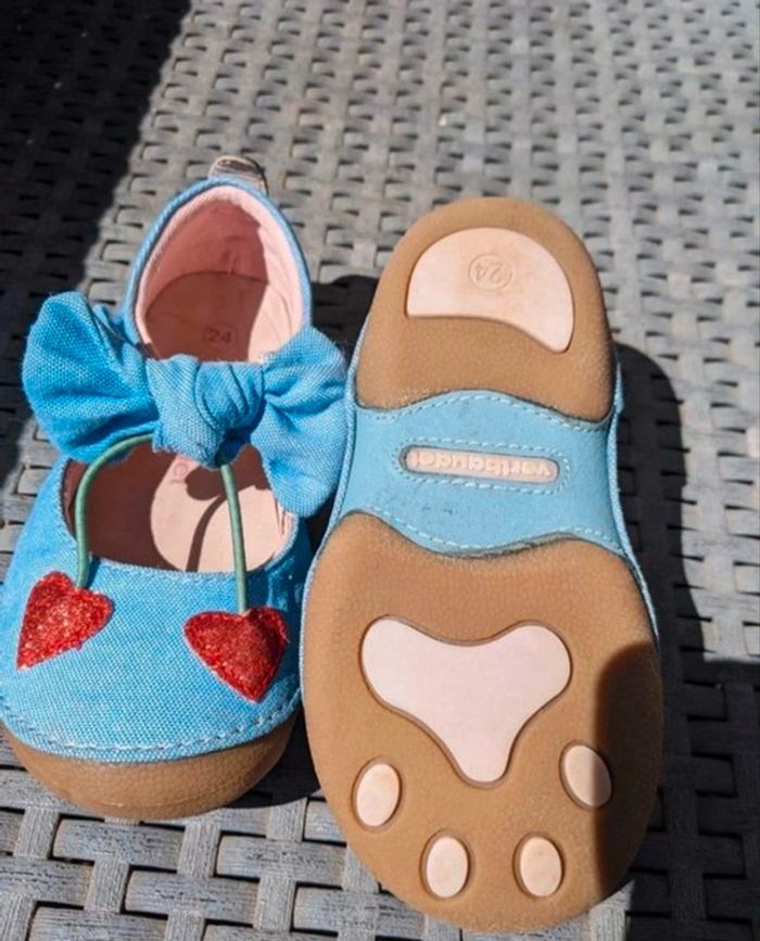 Sandale Vertbaudet barefoot/patte de chat taille 24 - photo numéro 2