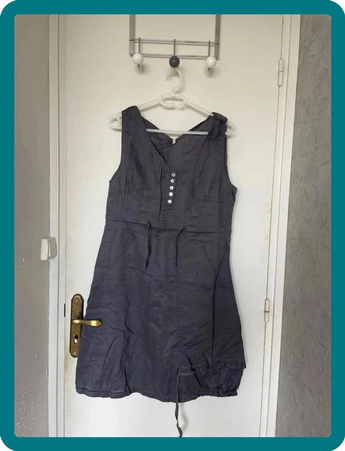 Robe grise