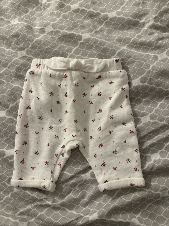 Pantalon bébé Kiabi - photo numéro 1