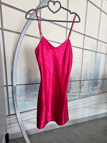 Nuisette rouge effet satin taille 40