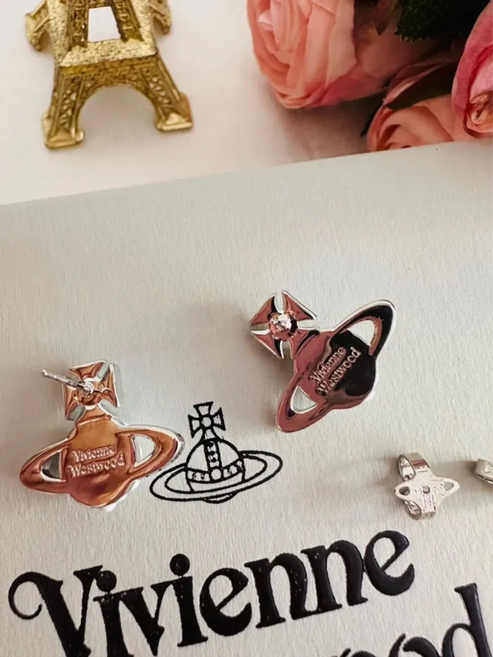 🪐Boucles d’oreilles Vivienne Westwood orbite argenté émail blanc - photo numéro 11