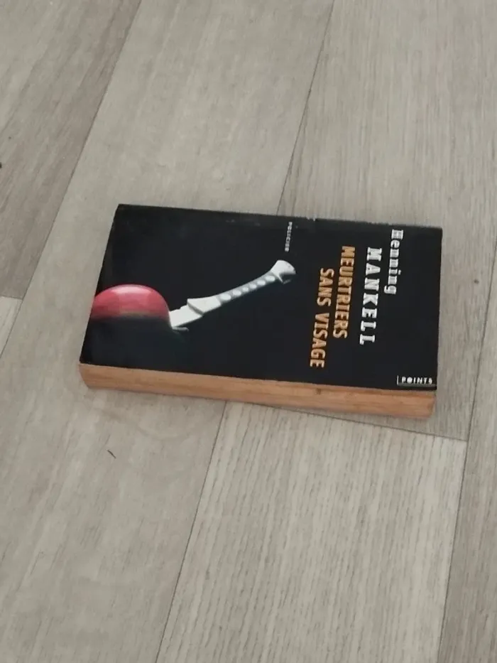 Roman policier Meurtriers sans visage de Henning Mankell - photo numéro 2