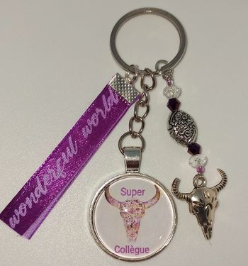 Cadeau collègue,porte clé message bijoux de sac " super collègue "