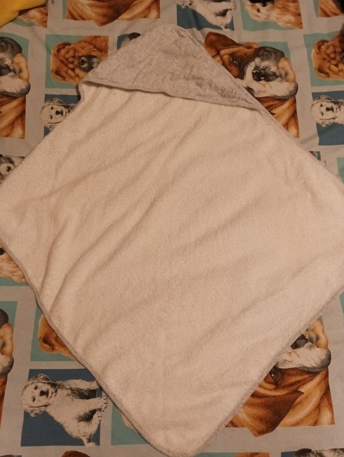 Sortie de bain bébé gris taille unique Kiabi - photo numéro 3