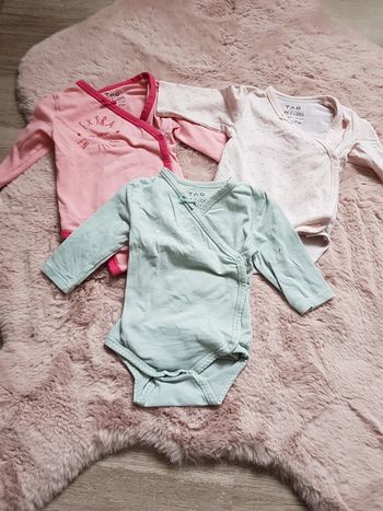 Lot de 3 bodys fille 3 mois