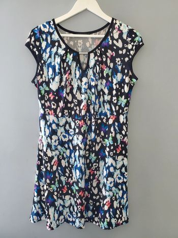 Robe taille 42 très bon état