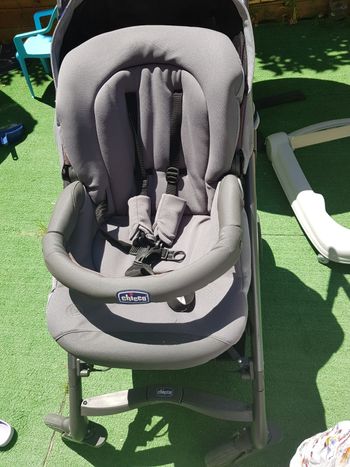 Poussette trio chicco love