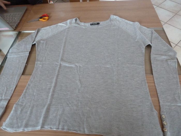 Pull gris stradivarius - photo numéro 3