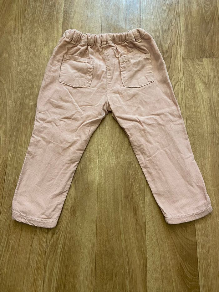 Pantalon rose côtelé fille 18 mois - photo numéro 2