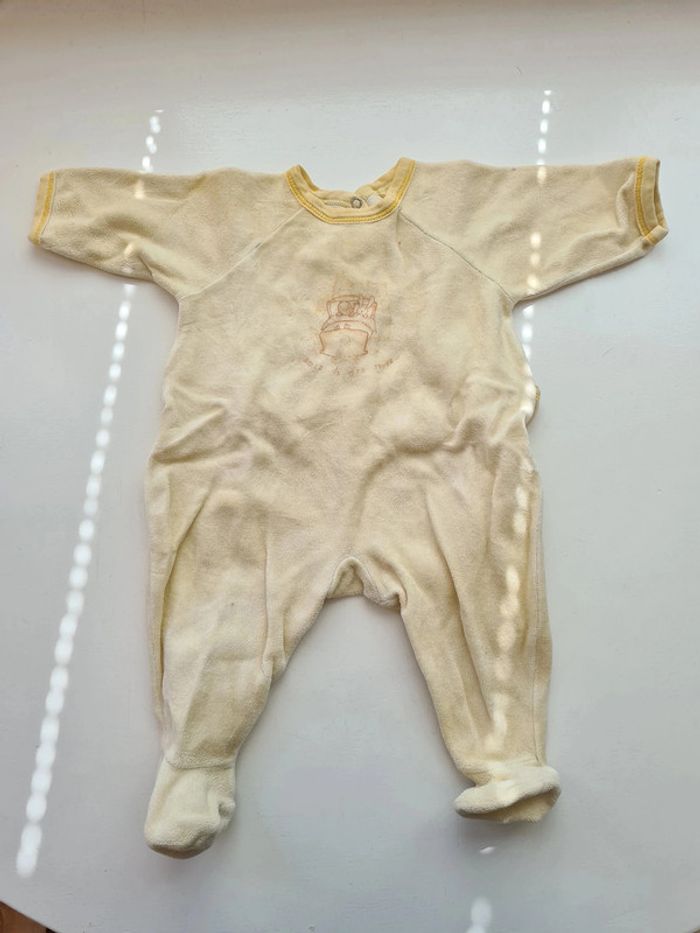 Pyjama grenouillère Petit Bateau jaune, Enfant et lapin, bébé 3 mois