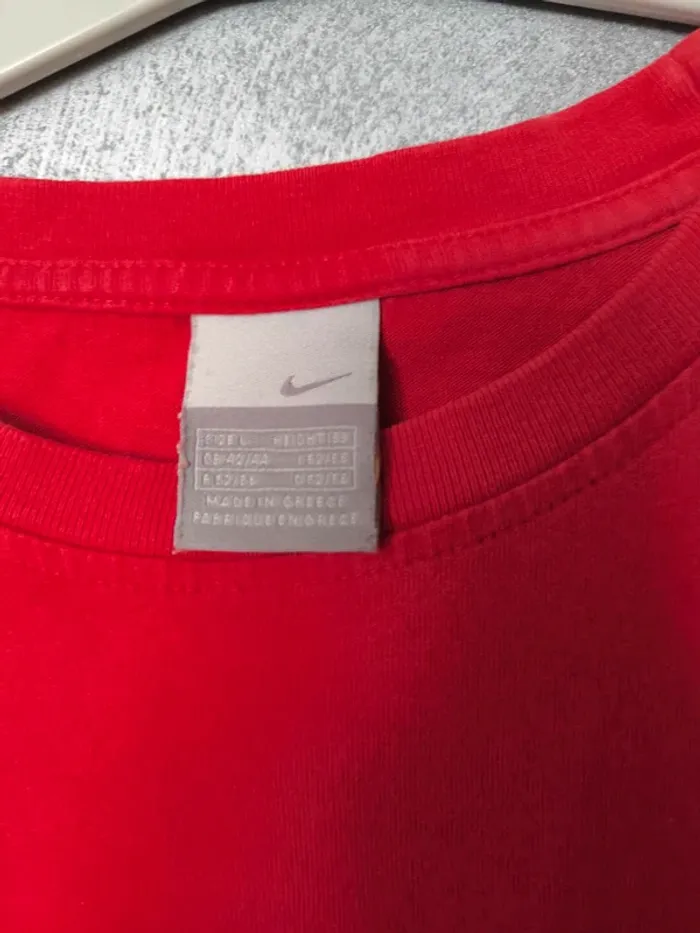 Tee shirt rouge Nike taille L - photo numéro 3