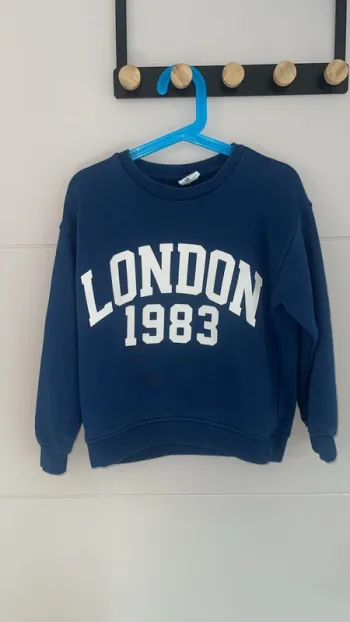 Sweat léger Zara – Taille 110 (4-5 ans)