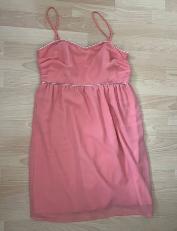 Robe à bretelles