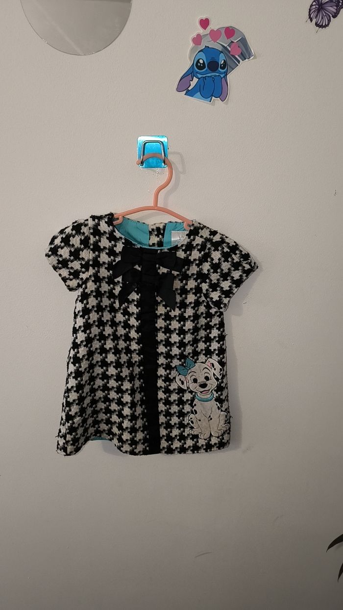 Robe Disney taille 12 18 mois neuf
