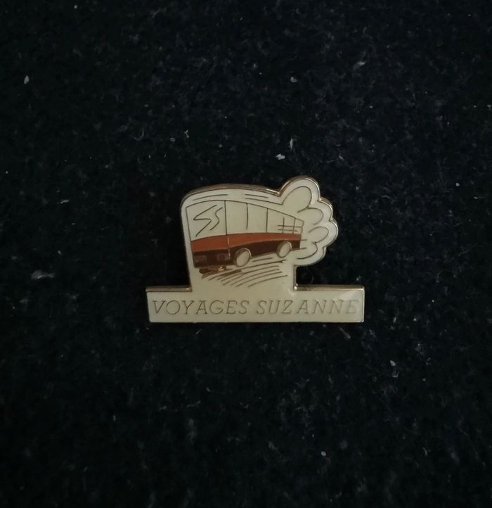 Pins voyages Suzanne