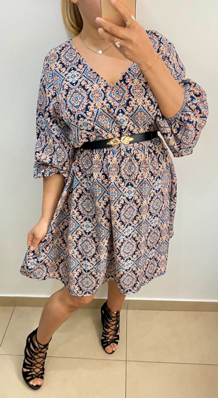 Jolie Robe Imprimée Col V Taille XL