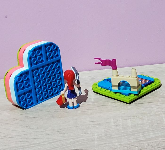 Lego Friends 41388 La boûte cœur d'été de Mia - photo numéro 4