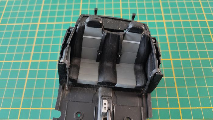 Châssis + banquette pièce détachée miniature Peugeot 307 CC Solido 1/18 1/18e 1/18eme #B71 - photo numéro 3