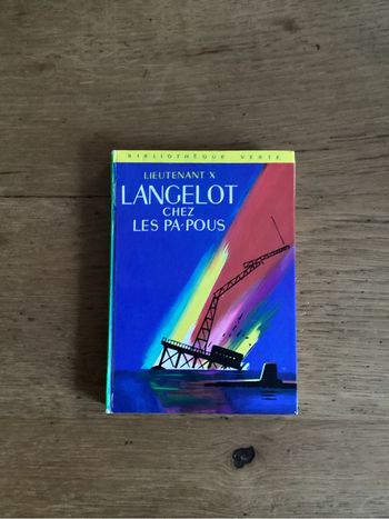 Livre « Langelot chez les papous » 