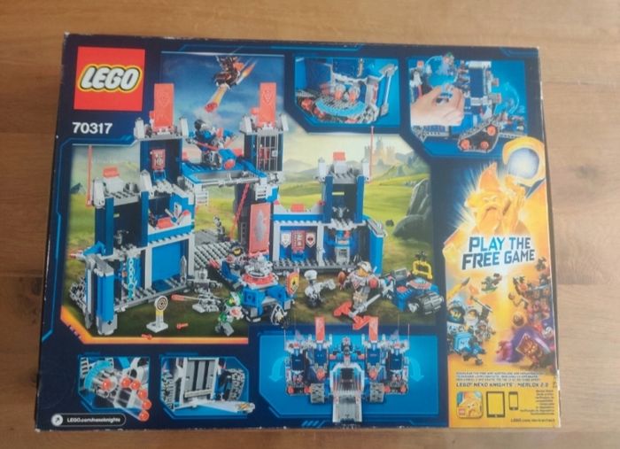Lego Nexo Knights 70317 : Le Fortrex - photo numéro 2