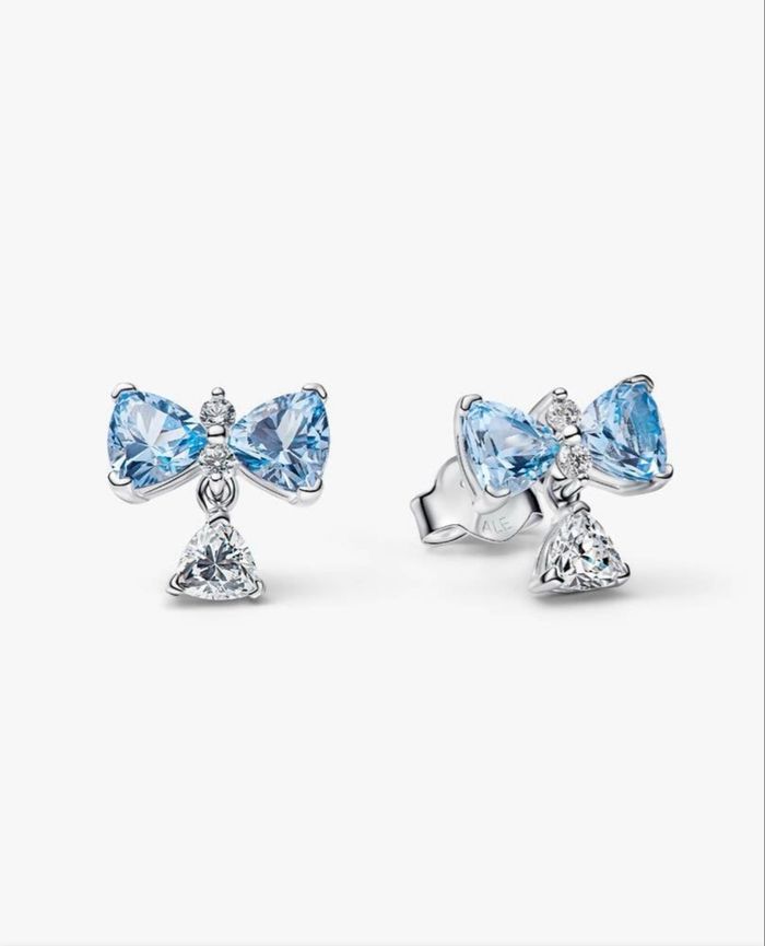 Boucle d’oreille Bridgerton noeud bleu - photo numéro 1