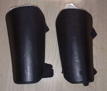 Protège-tibias noirs avec scratch Kipsta
T. M (150-170 cm)