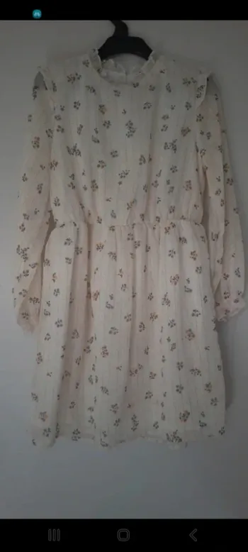 Robe légère gémo 6 ans neuve