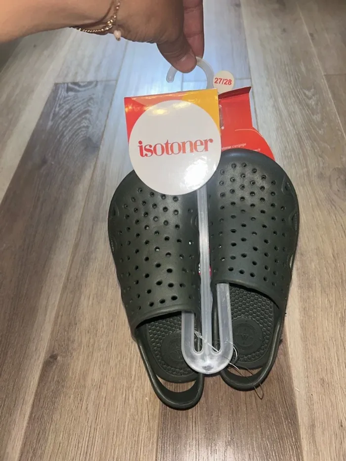 Sabot chaussure d’eau plage piscine isotoner
