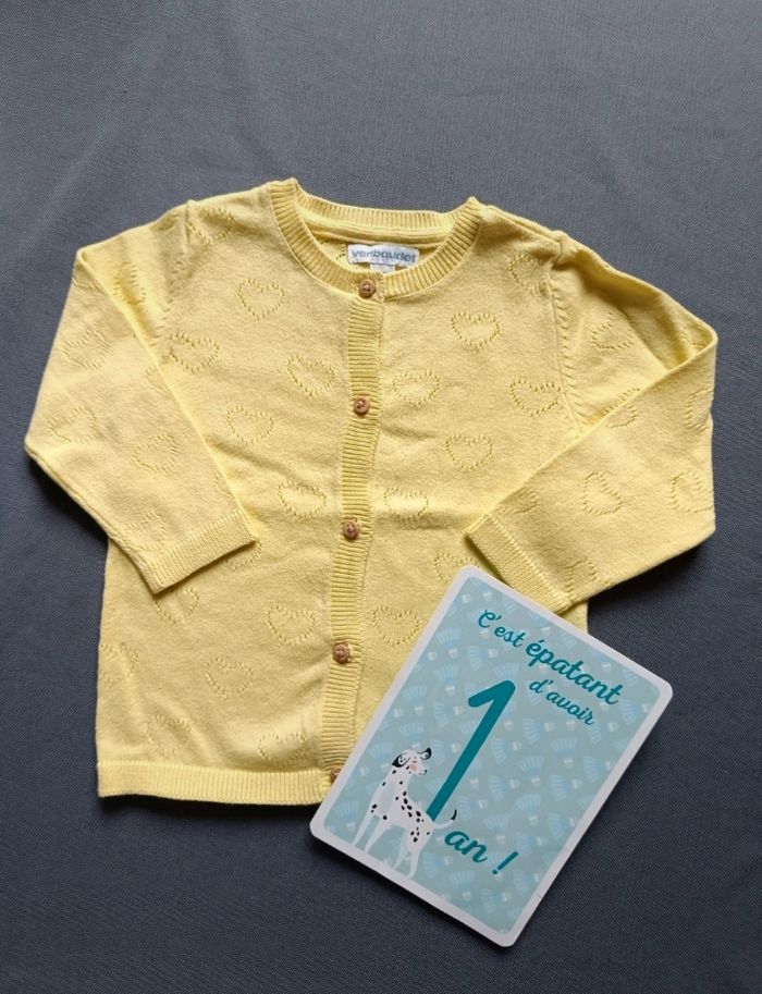 Gilet jaune đź’• Taille 12 mois