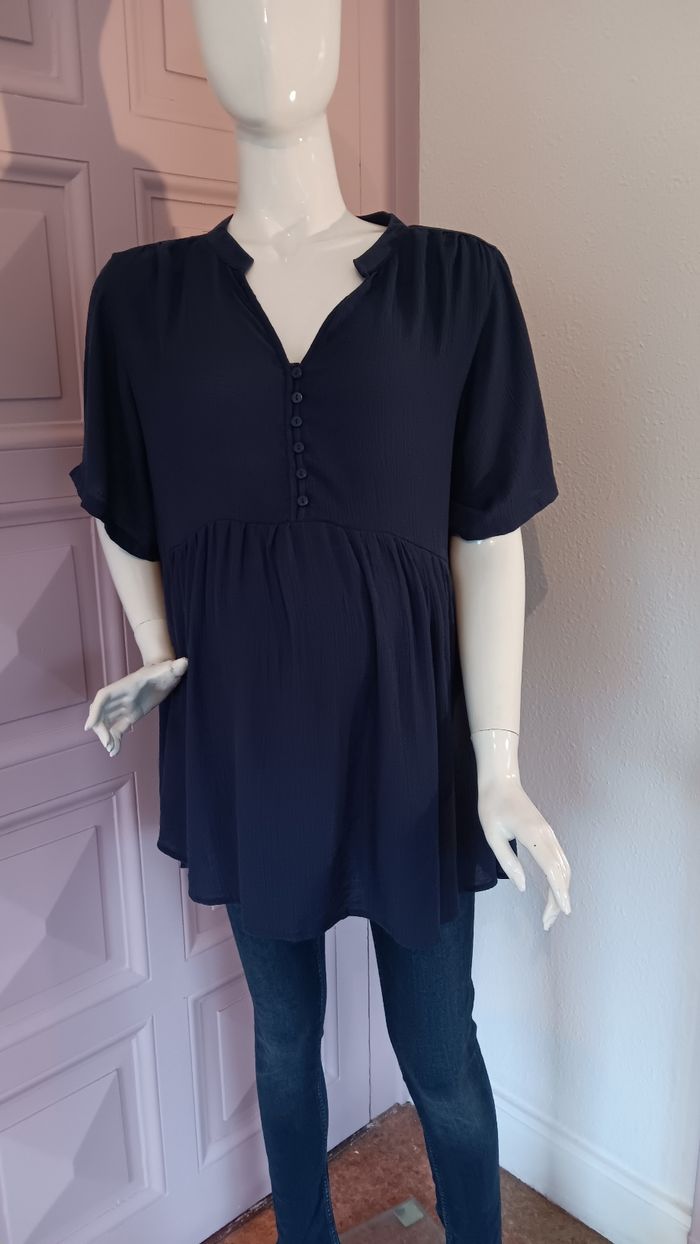Lot vêtements de grossesse - photo numéro 2