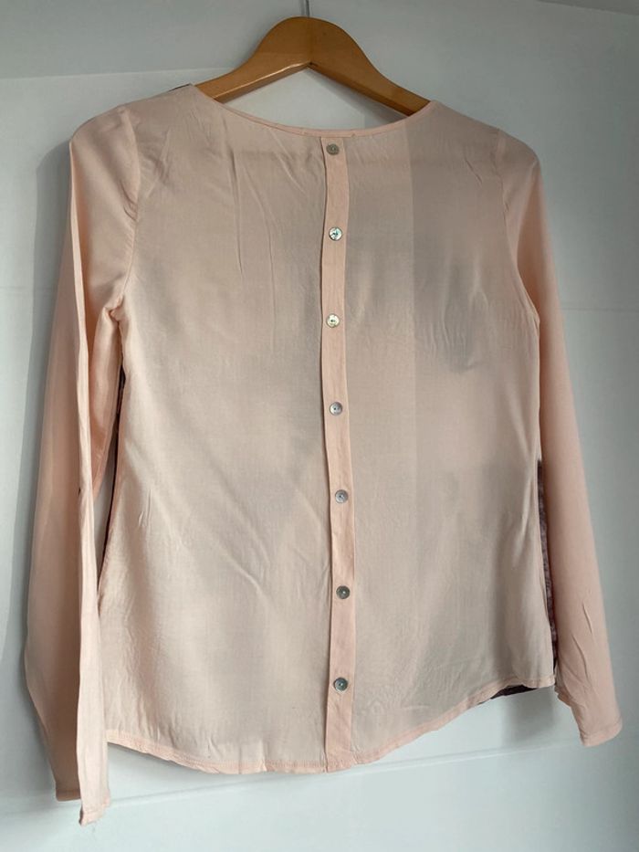 Blouse avec tête de femme - photo numéro 2