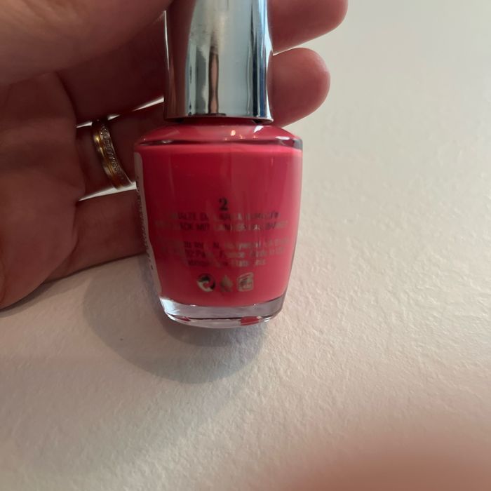 Vernis OPI Strawberry Margarita 15 ml - photo numéro 2