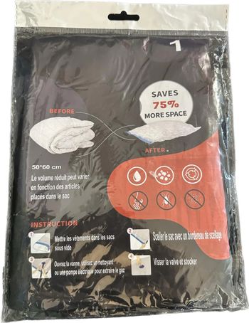 Housse de protection vetements , taie d'oreillers ect