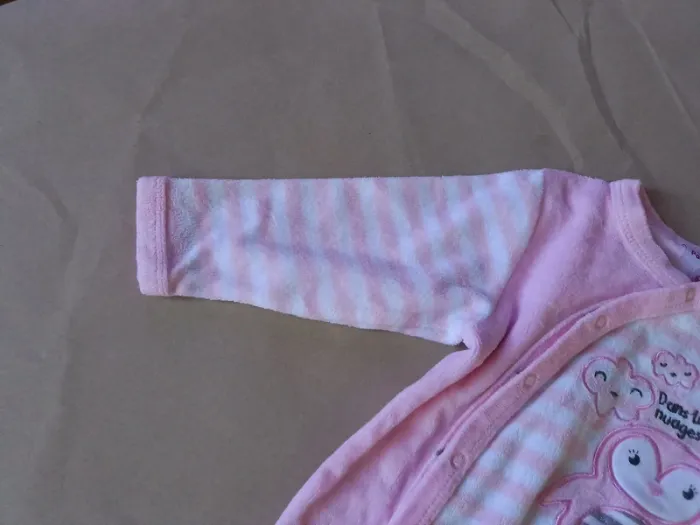 Pyjama / grenouillère velours 6 Mois - photo numéro 4