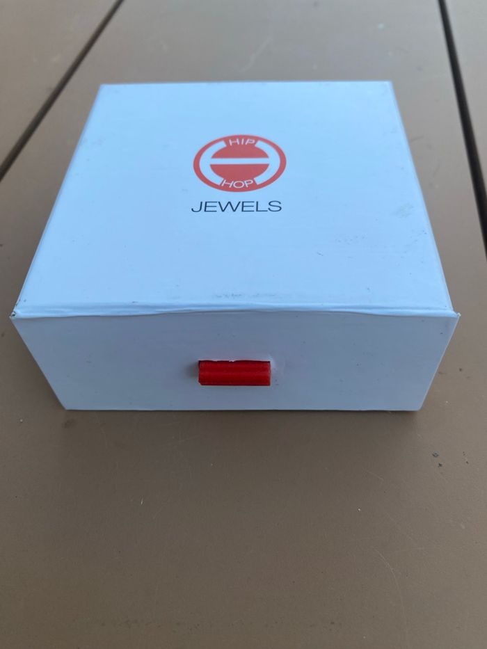 Bracelet Hip Hop Jewels "Ribbon" Blanc - Neuf avec boîte - photo numéro 4