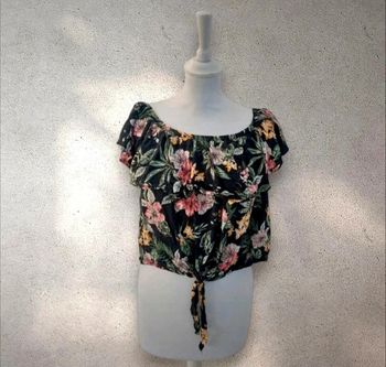 Top court à nouer motifs fleuris taille M