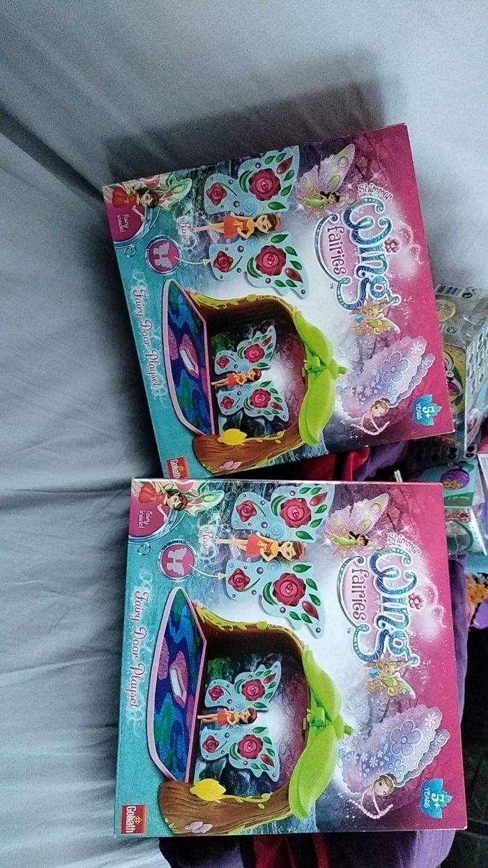 lot de deux maisons Shimmer Wing Fairies.