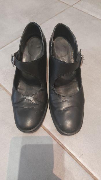 Chaussures à talons hauts 