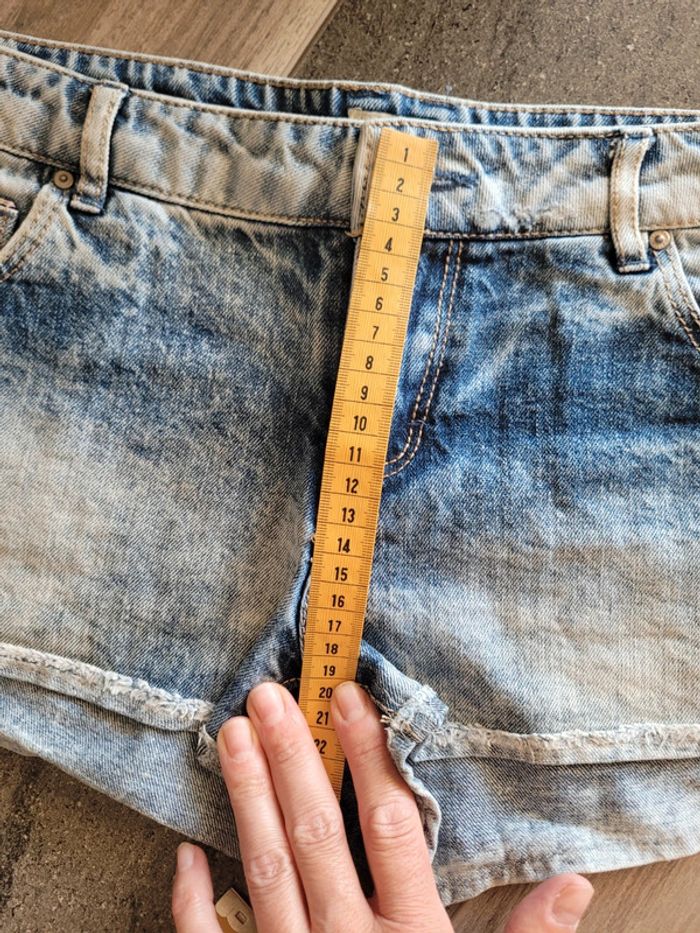 Short jean 38 - photo numéro 5
