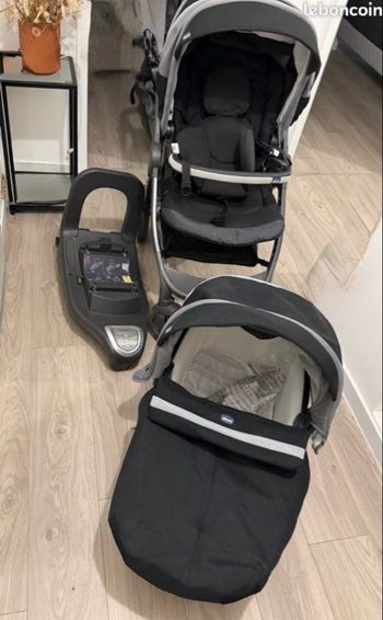 Poussette trio Chicco Style Go Up complète – très bon état (poussette + nacelle + maxi-cosy + sac)
