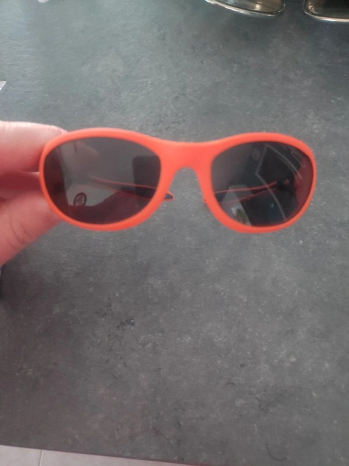 Lunette soleil 24 mois - photo numéro 4