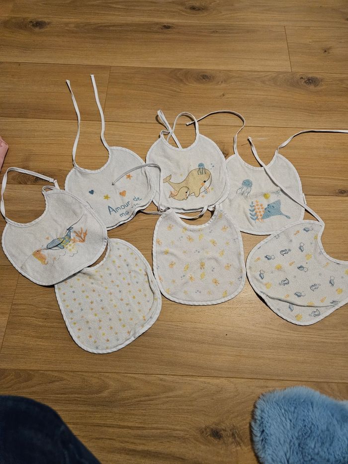 Lot de bavoirs