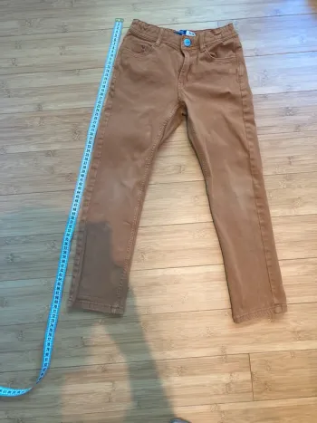 6 ans - pantalon camel chic matière jeans avec élastique de réglage à l’intérieur impeccable