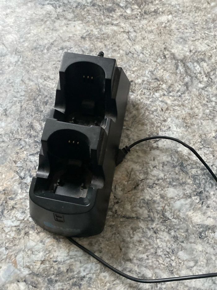 Chargeur pour batterie manette