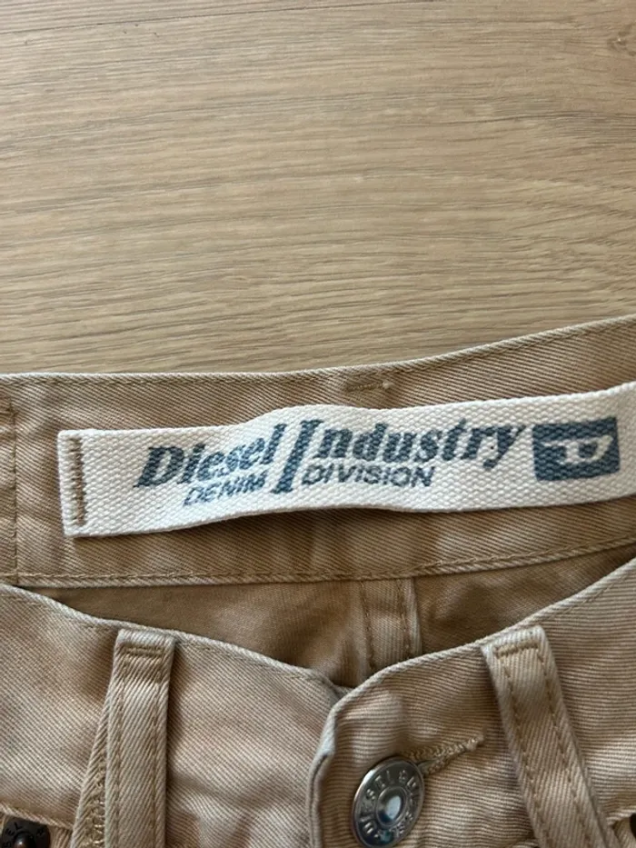 Jean droit Diesel beige - Coupe classique - Très bon état - photo numéro 5