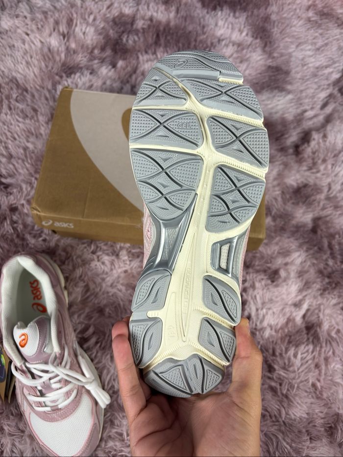 Asics gel NYC pink cream neuve 38 - photo numéro 4