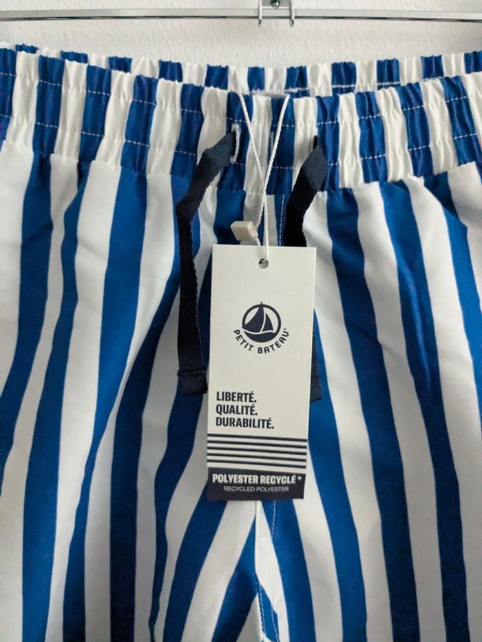 Short de bain rayé bleu et blanc 12 ans - photo numéro 3